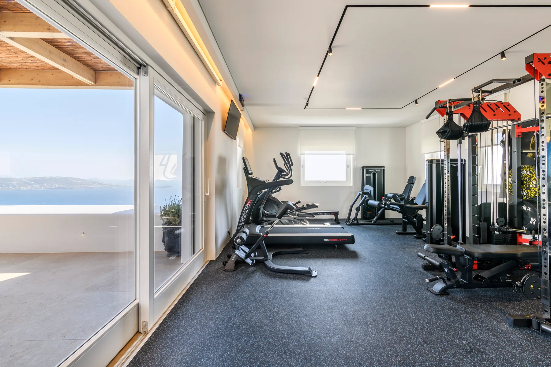 Private Gym at Silver Breeze Villa